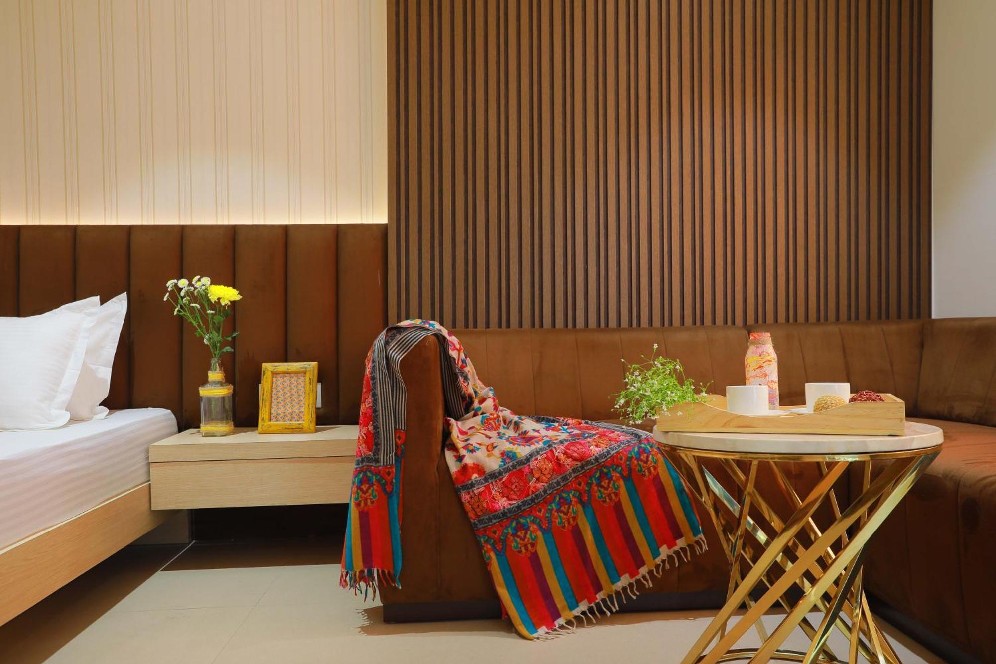דלהי Hotel 16 מראה חיצוני תמונה
