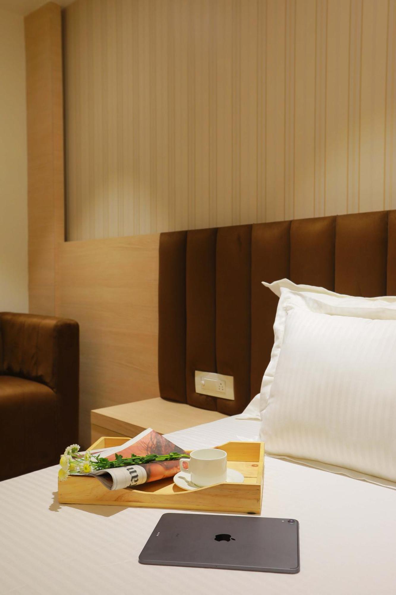 דלהי Hotel 16 מראה חיצוני תמונה